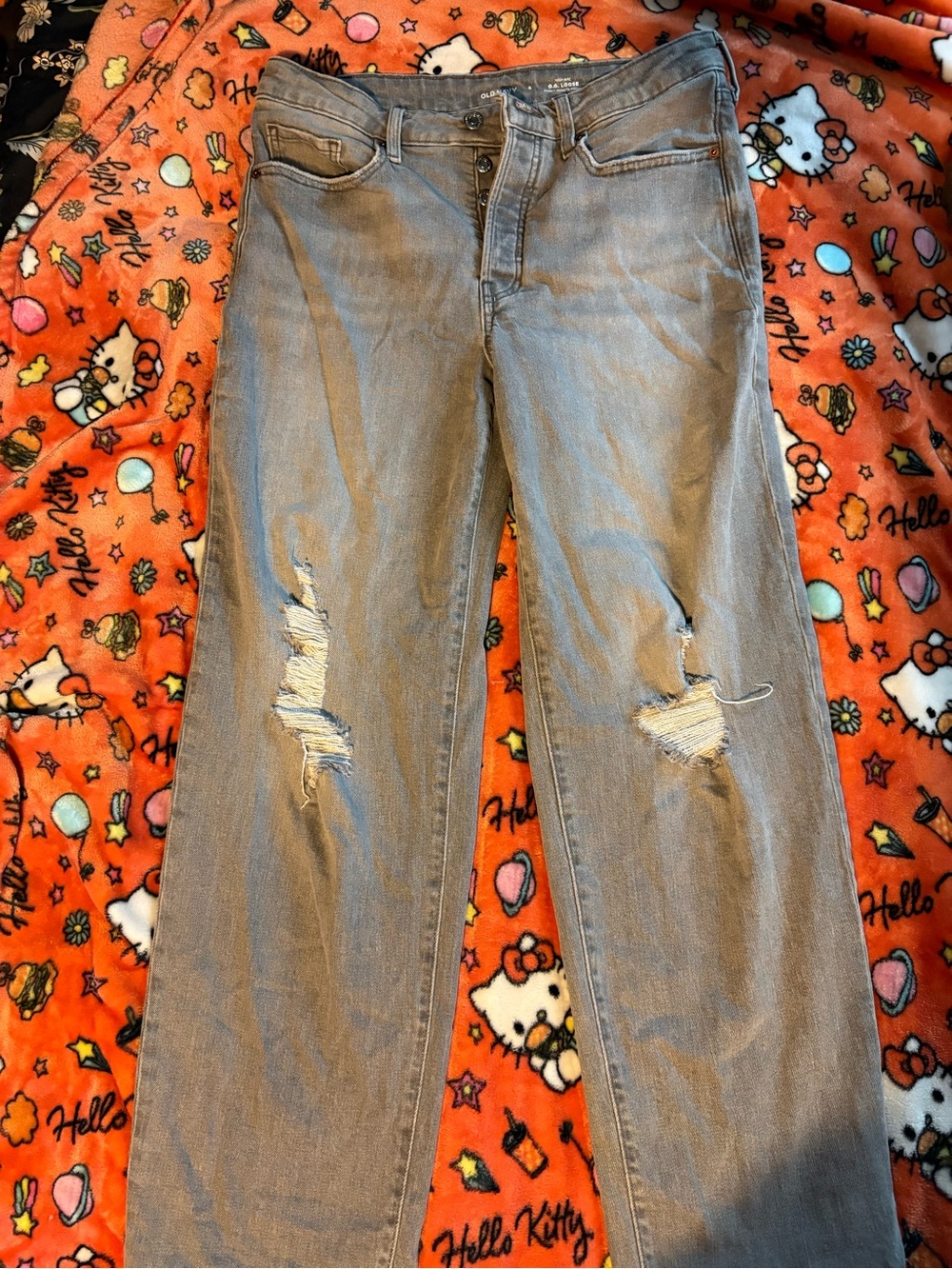 Old Navy Distressed Straight-Leg Jeans - Gray